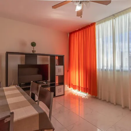 Optimist Tenerife Aparthotel 4*