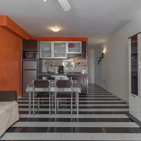 Apart Otel Optimist Tenerife Playa de las Américas