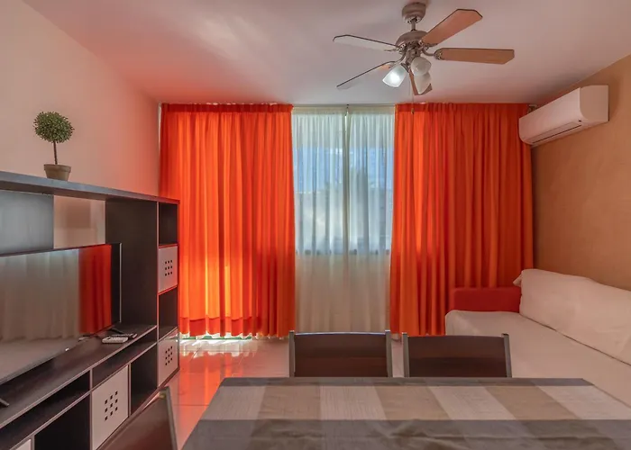 Optimist Tenerife 4* Playa de las Américas