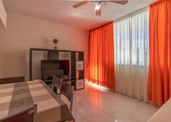 Optimist Tenerife Aparthotel 4*